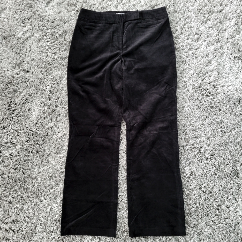 Like new LOFT wide leg women's black velvet pants size 10